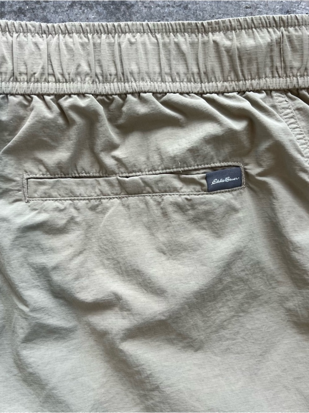 Eddie Bauer Lightweight Elastic Waist Tan Hybrid Shorts - Picture 10 of 14